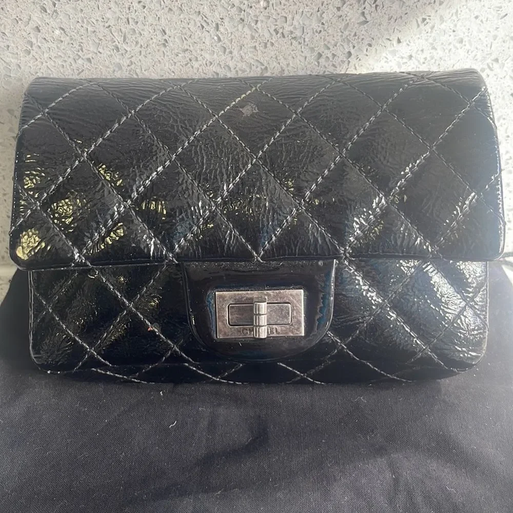 Chanel Reissue Patent Clutch Double Flap - Picture 3 of 10